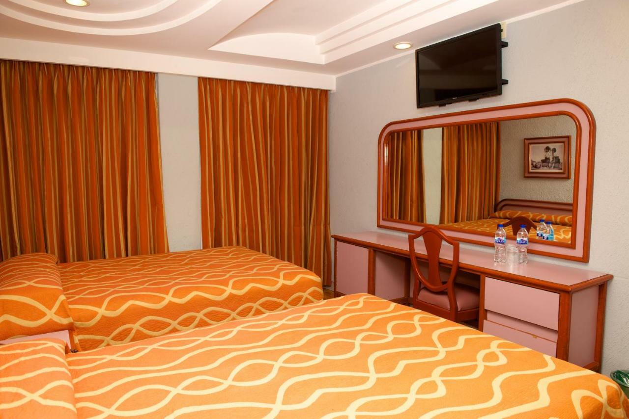 Hotel Cuba Kota Meksiko Bagian luar foto